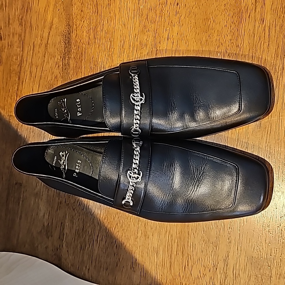 Christian Louboutin Flat